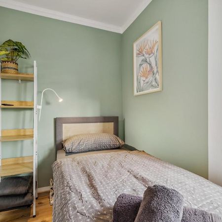 Amalfi A02 - 2 Zi Fuer 4P - Balkon, Smart Tv, Boxspringbett Daire Kaiserslautern Dış mekan fotoğraf