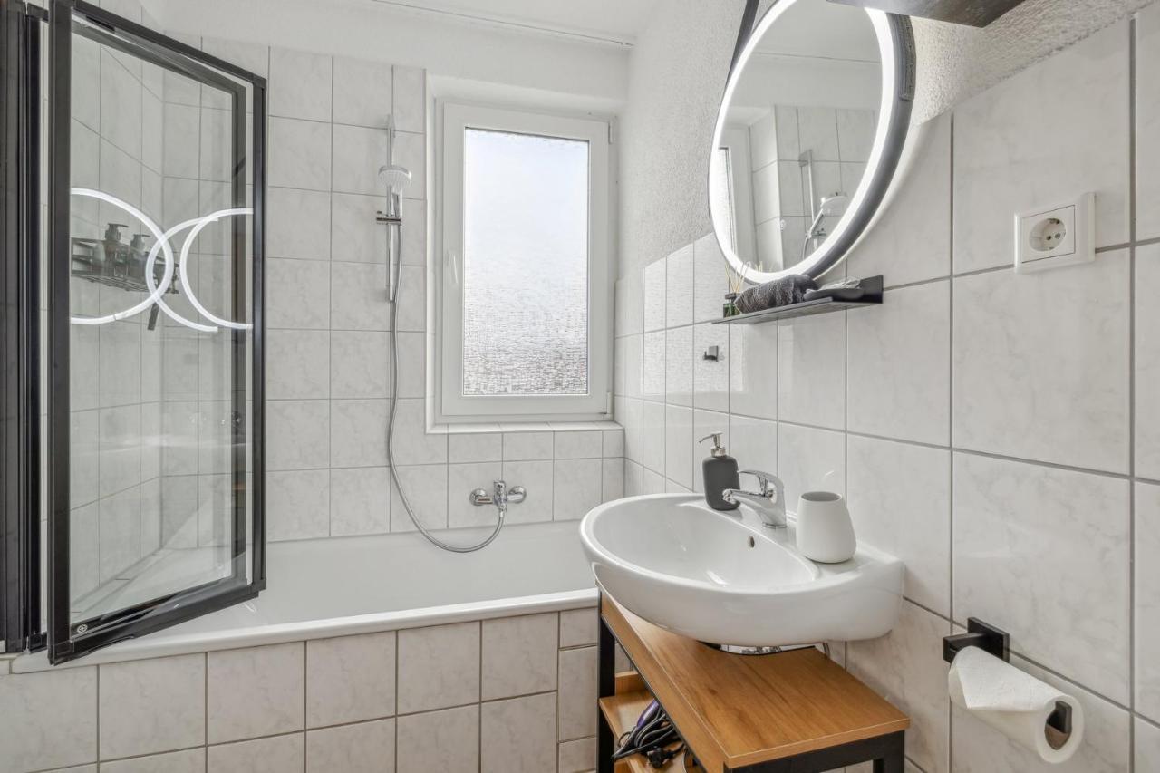 Amalfi A02 - 2 Zi Fuer 4P - Balkon, Smart Tv, Boxspringbett Daire Kaiserslautern Dış mekan fotoğraf